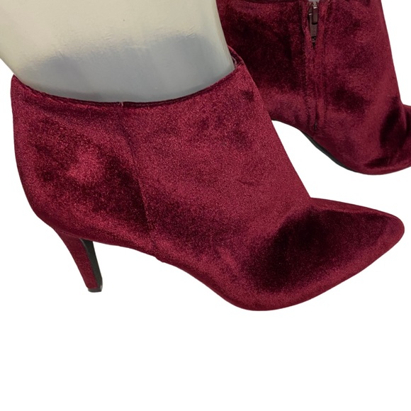 Old Navy Bundle Wine Color Ankle Bootie with Matching Wristlet Women’s Size 10 - Picture 8 of 16